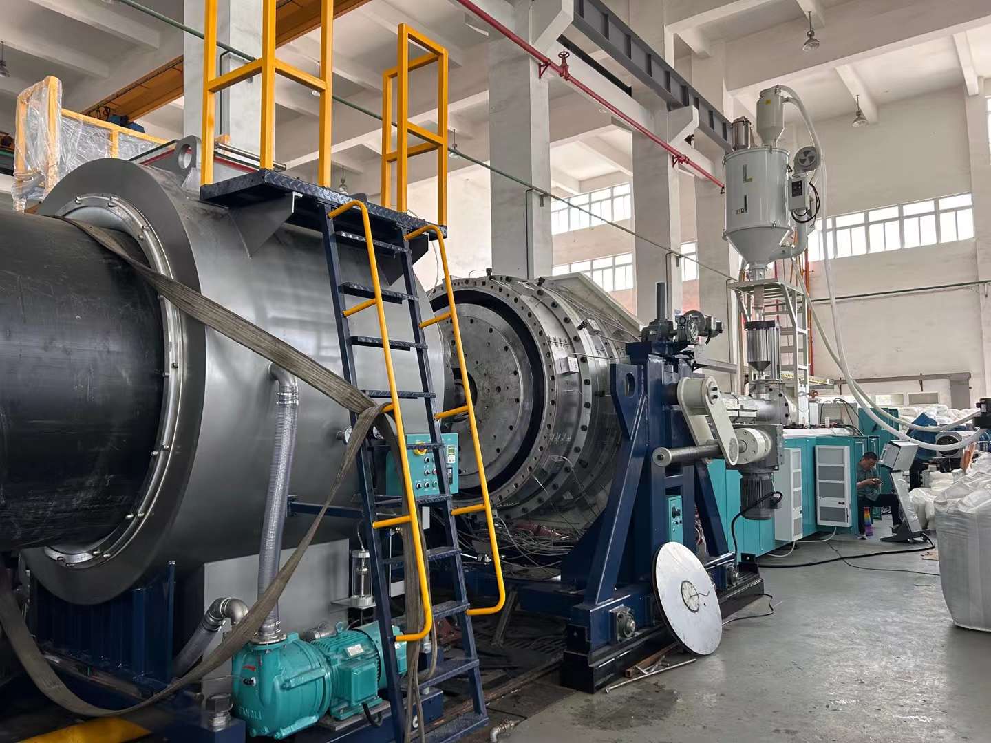 Lodiera handiko eta diametro handiko hodiak: nola saihestu hodiaren estrusioan sag